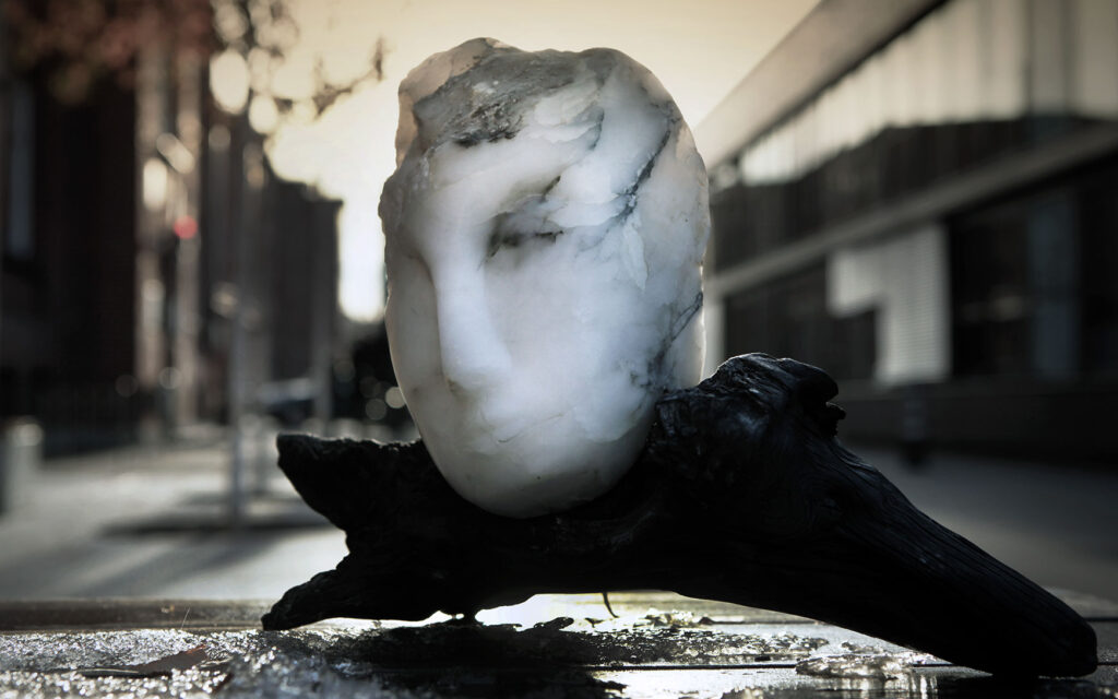 Face. Alabaster. Künstlerin: Ulrike Ziegler @ Foto: Ivan Sainz-Pardo img_8257